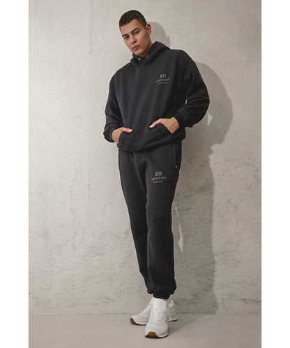 811 Originals Unisex Boys Club Sweatpants (Black Wash)