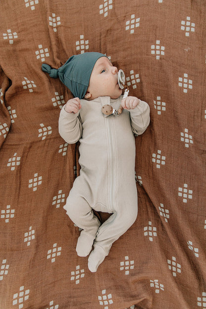 Mebie Baby Oatmeal Organic Cotton Ribbed Footed Zipper One-piece